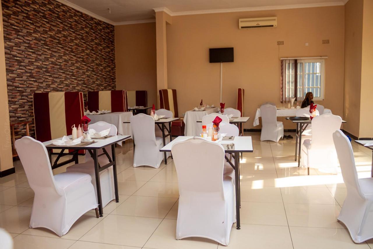 Top Lodge In Blantyre Exterior foto